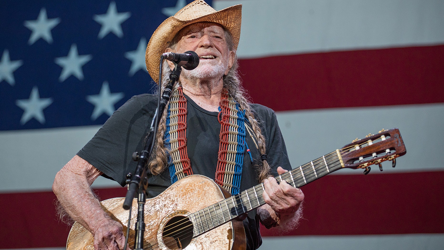 willie nelson tour texas